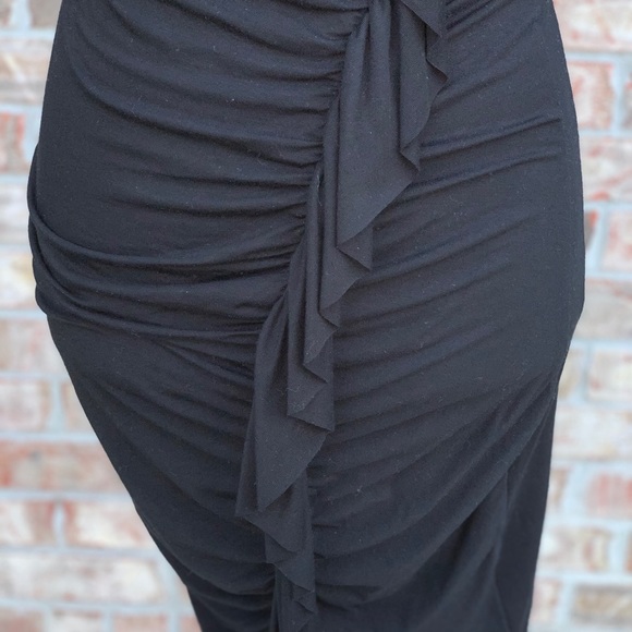 Soprano fitted little black dress - Picture 5 of 5